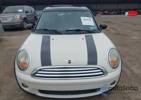 2010 Mini Cooper Clubman z USA, uszkodzony, nr VIN WMWML3C50ATX38346
